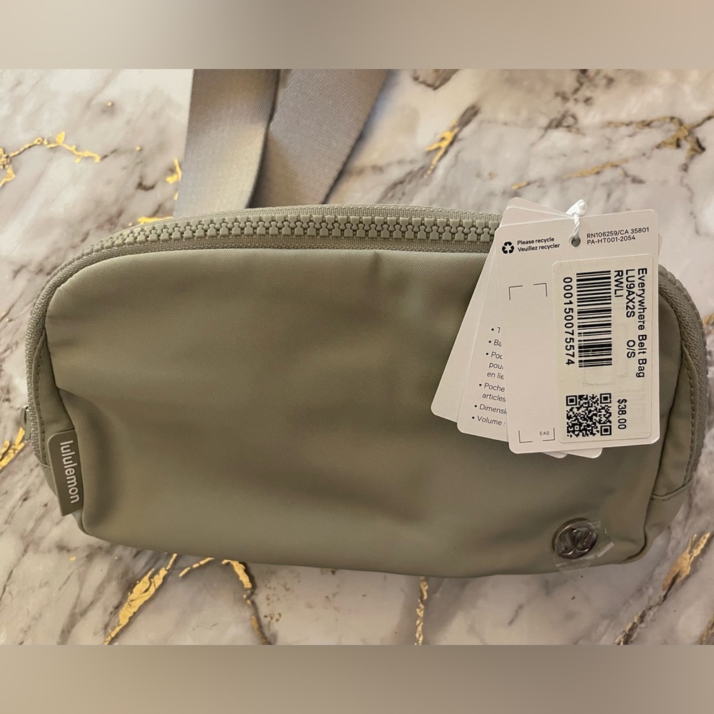 lululemon belt bag NWT light khaki
